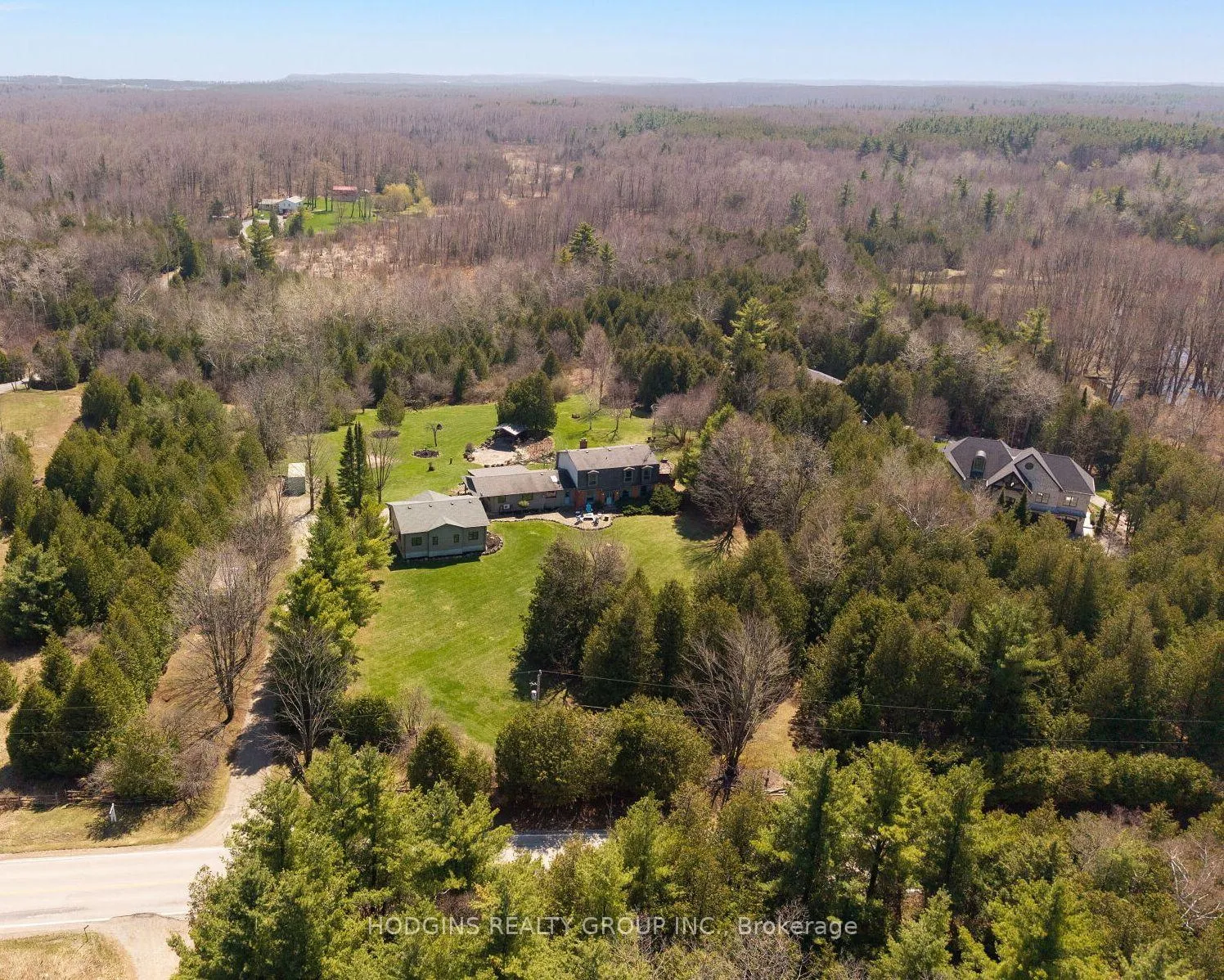 Photo 4 of 5136 15 Side Road, Milton, Rural Nassagaweya — HOMEH