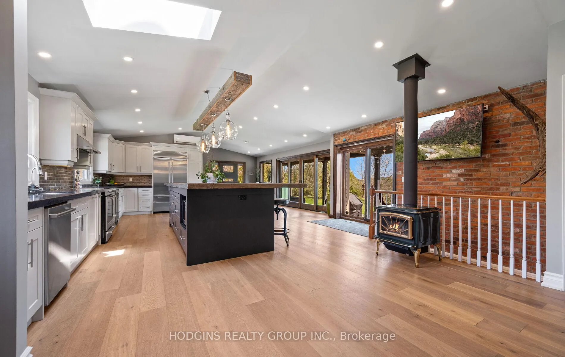 Photo 17 of 5136 15 Side Road, Milton, Rural Nassagaweya — HOMEH
