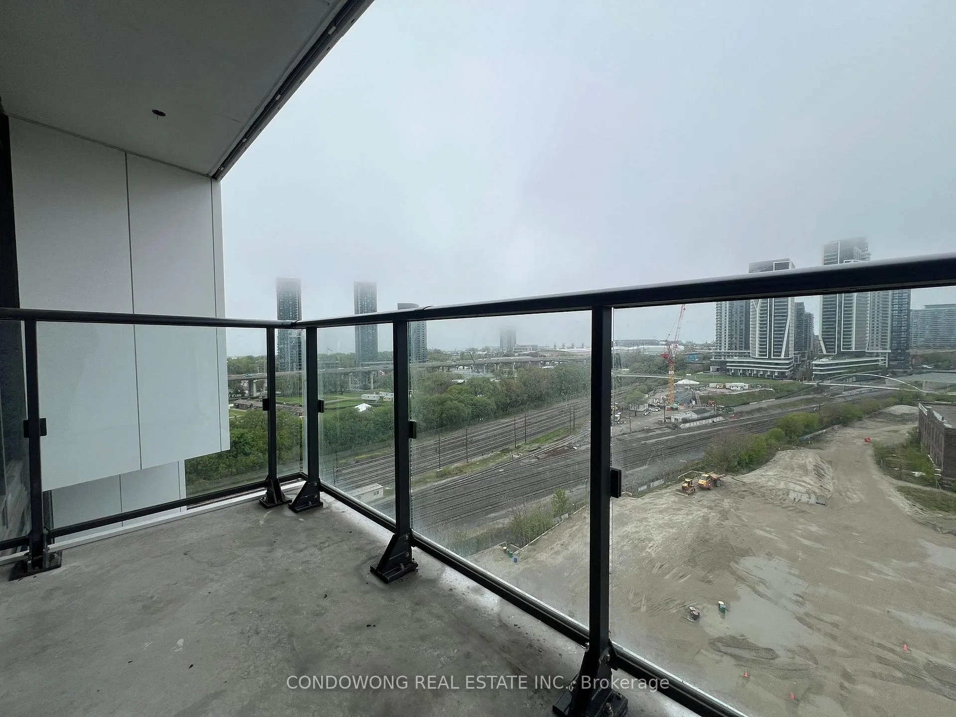 Photo 17 of Unit 1206, 9 Tecumseth Street, Toronto, Niagara — HOMEH