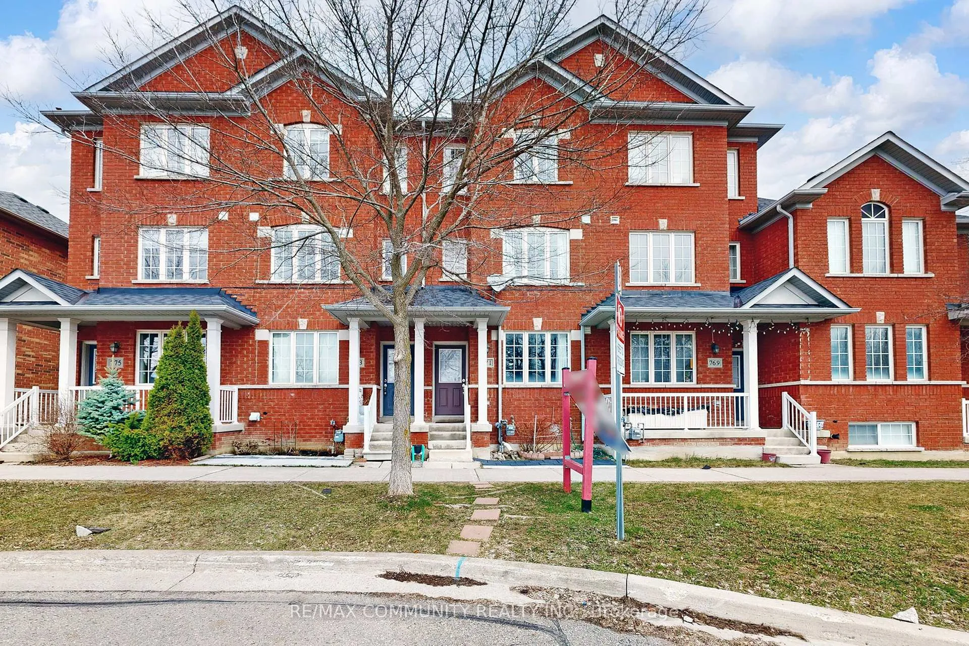 Photo 1 of 771 Cornell Rouge Boulevard, Markham, Cornell — HOMEH