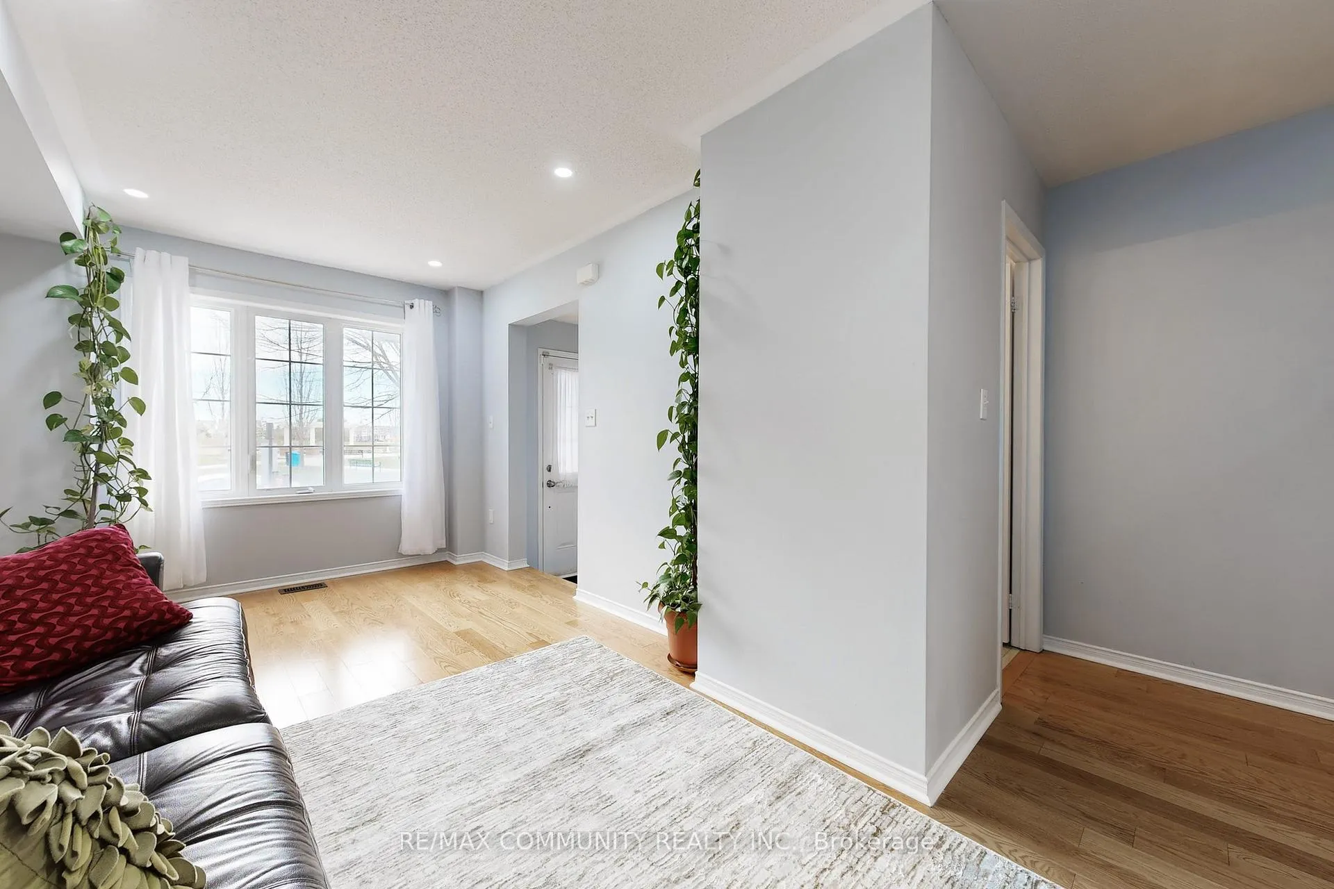 Photo 6 of 771 Cornell Rouge Boulevard, Markham, Cornell — HOMEH
