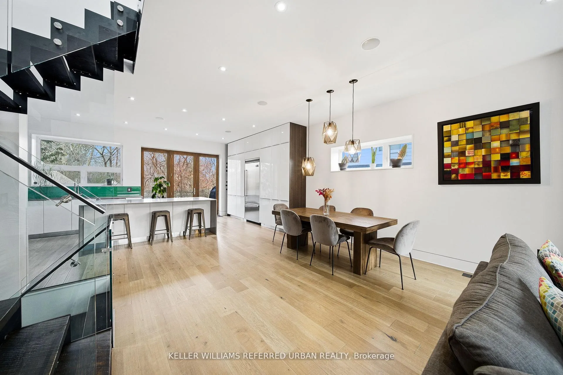 Photo 7 of 22 Daniels Street, Etobicoke, Stonegate-Queensway — HOMEH