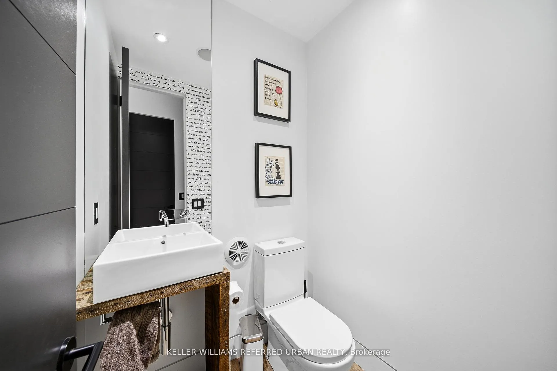 Photo 23 of 22 Daniels Street, Etobicoke, Stonegate-Queensway — HOMEH