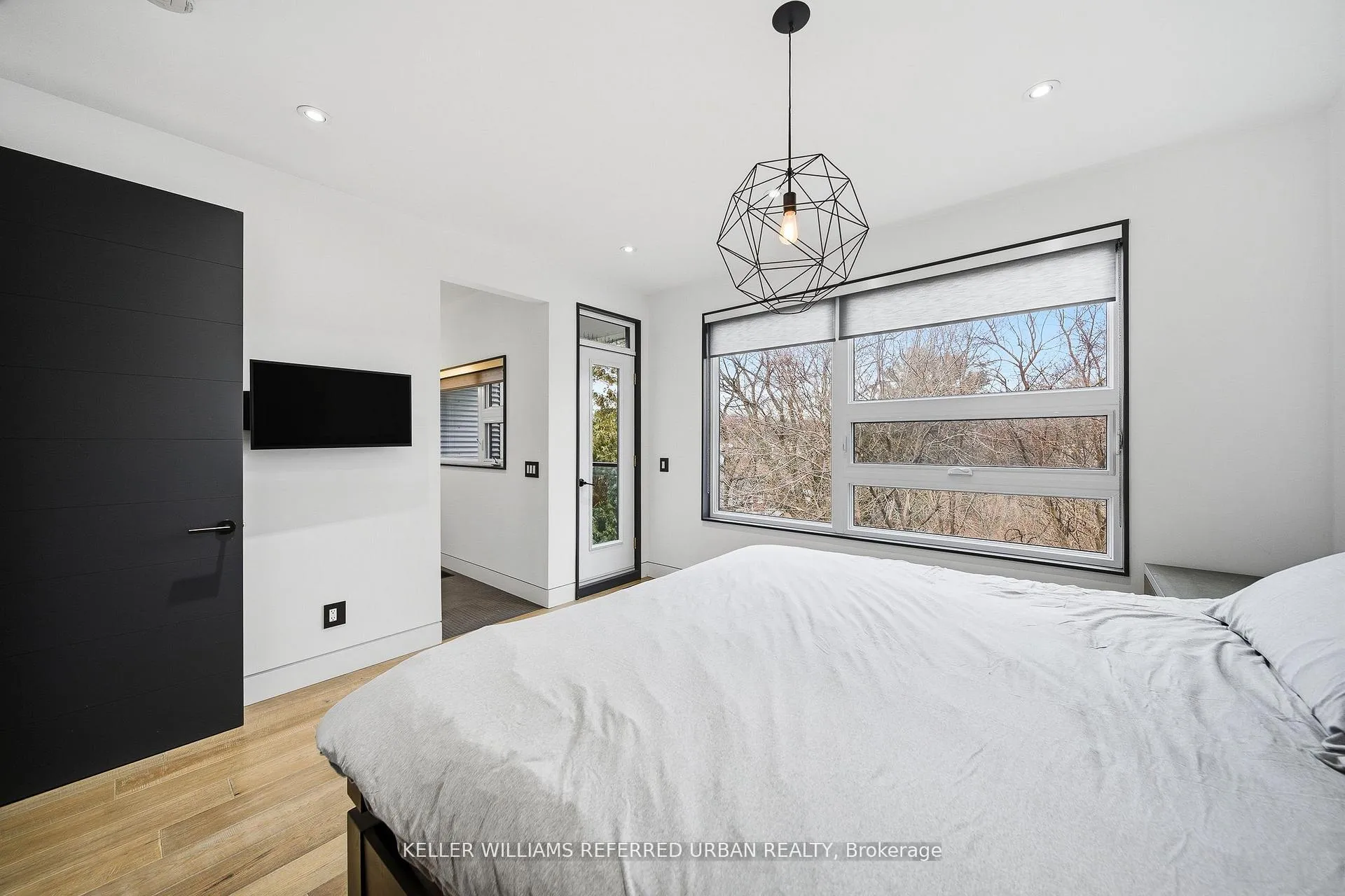 Photo 29 of 22 Daniels Street, Etobicoke, Stonegate-Queensway — HOMEH