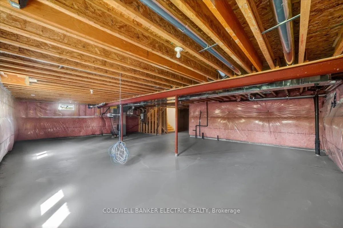 Photo 38 of 3 Hillcroft Way, Kawartha Lakes, Bobcaygeon — HOMEH