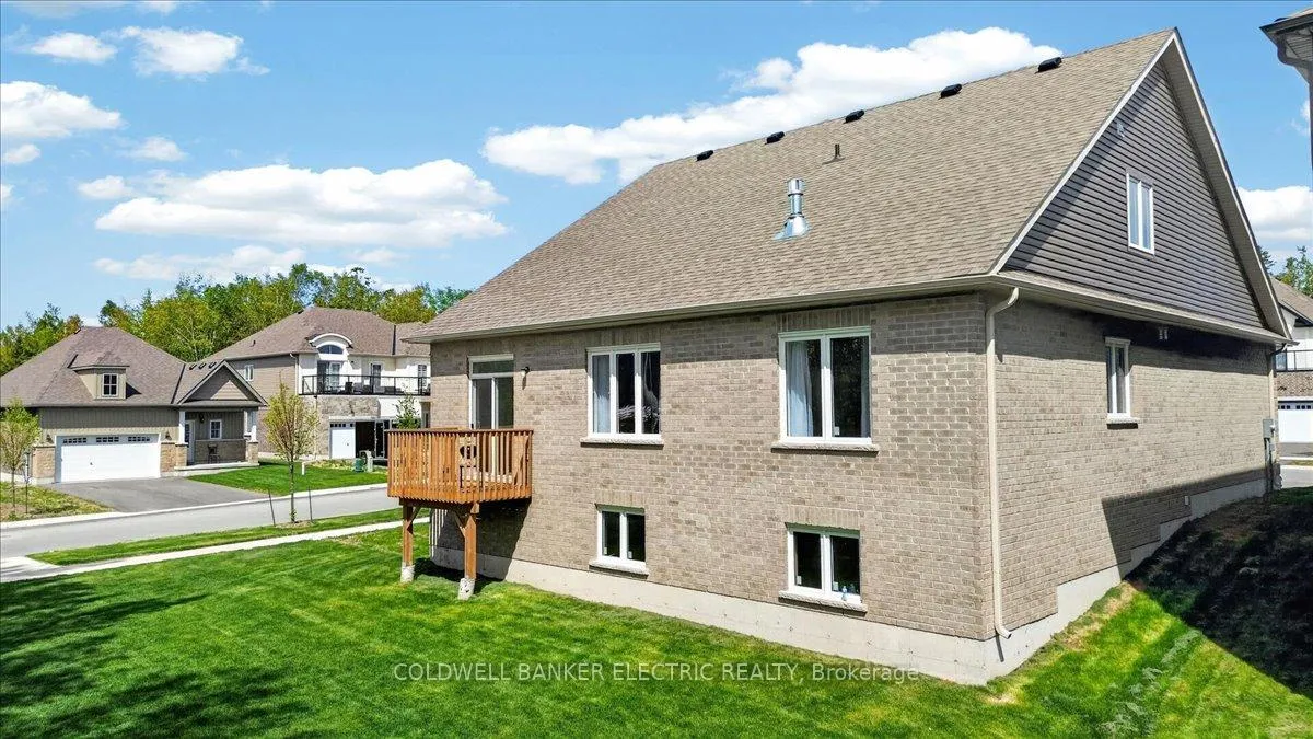 Photo 41 of 3 Hillcroft Way, Kawartha Lakes, Bobcaygeon — HOMEH