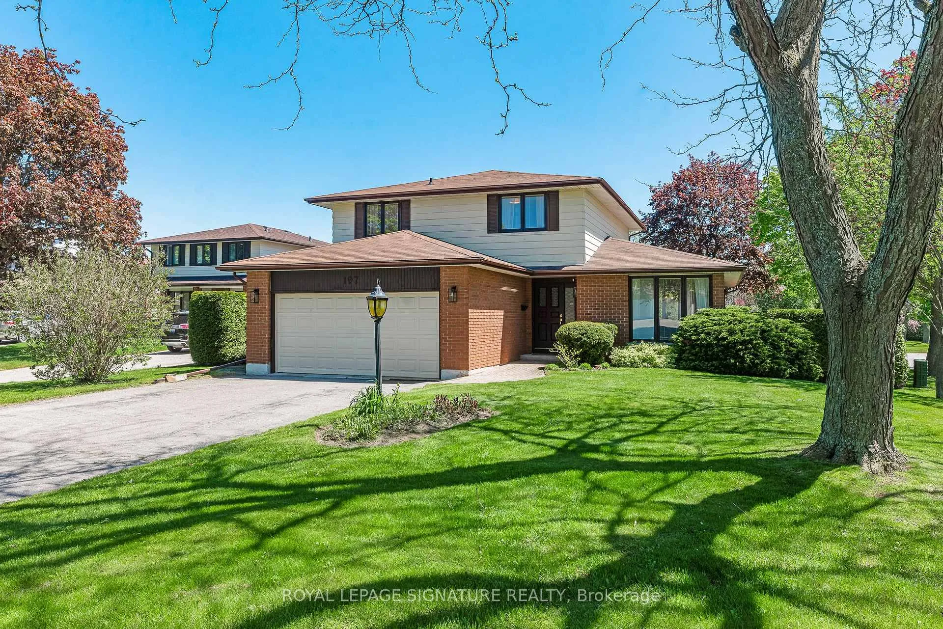 Photo 1 of 197 Baker Court, Oshawa, Eastdale — HOMEH