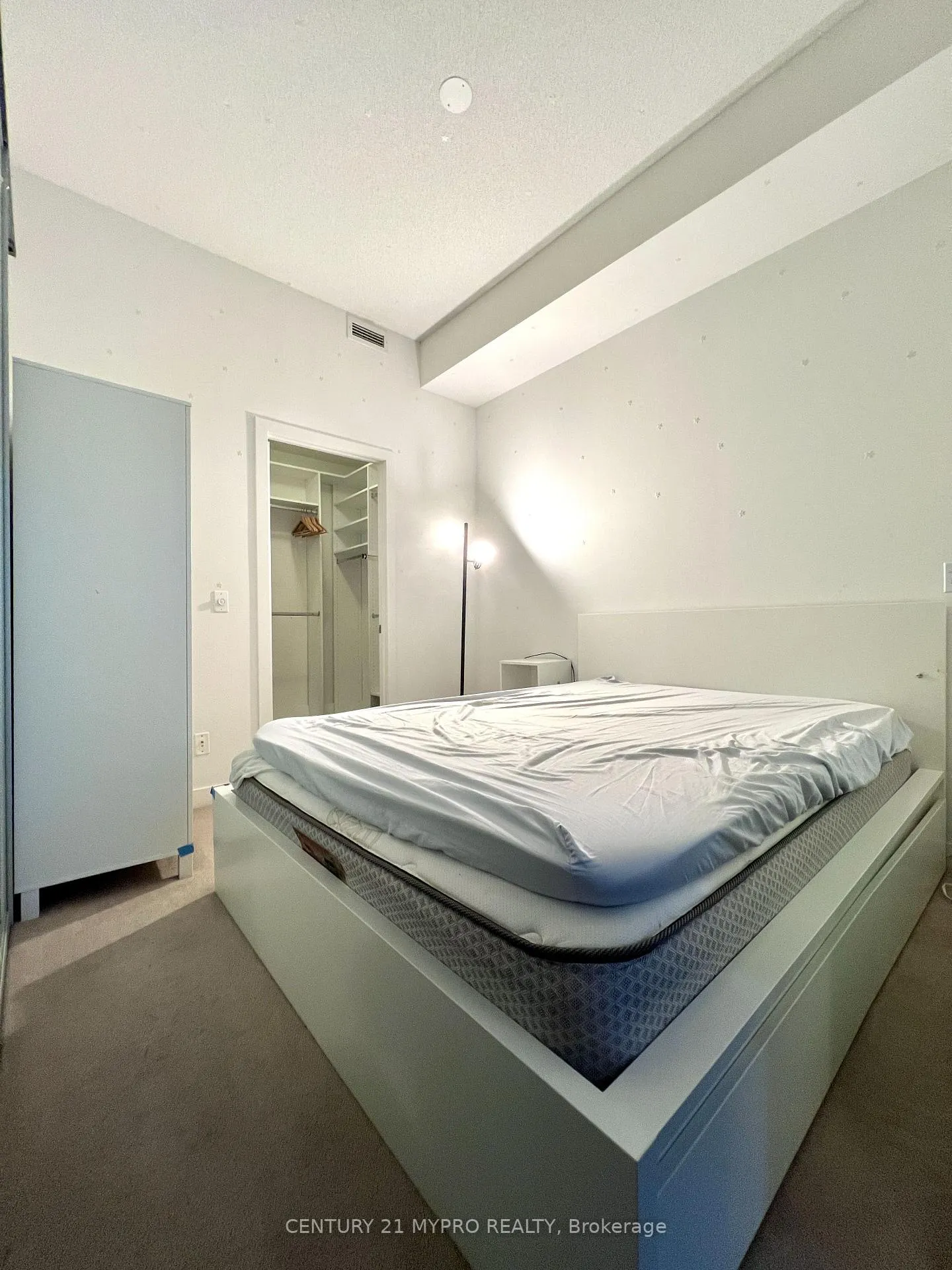 Photo 6 of Unit 2607, 770 Bay Street, Toronto, Bay Street Corridor — HOMEH
