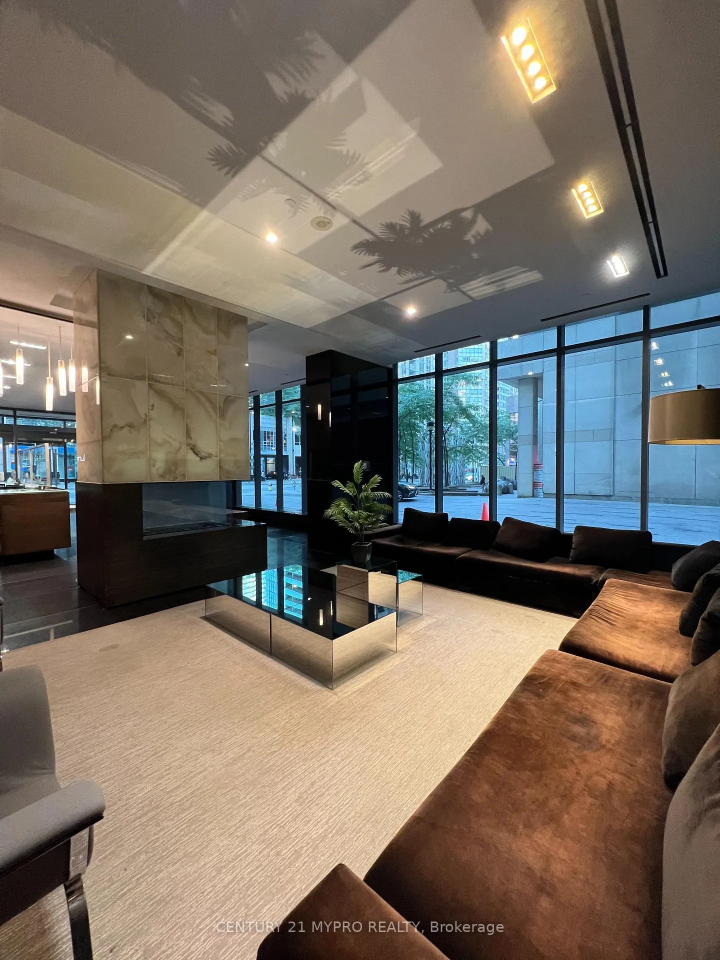Photo 13 of Unit 2607, 770 Bay Street, Toronto, Bay Street Corridor — HOMEH