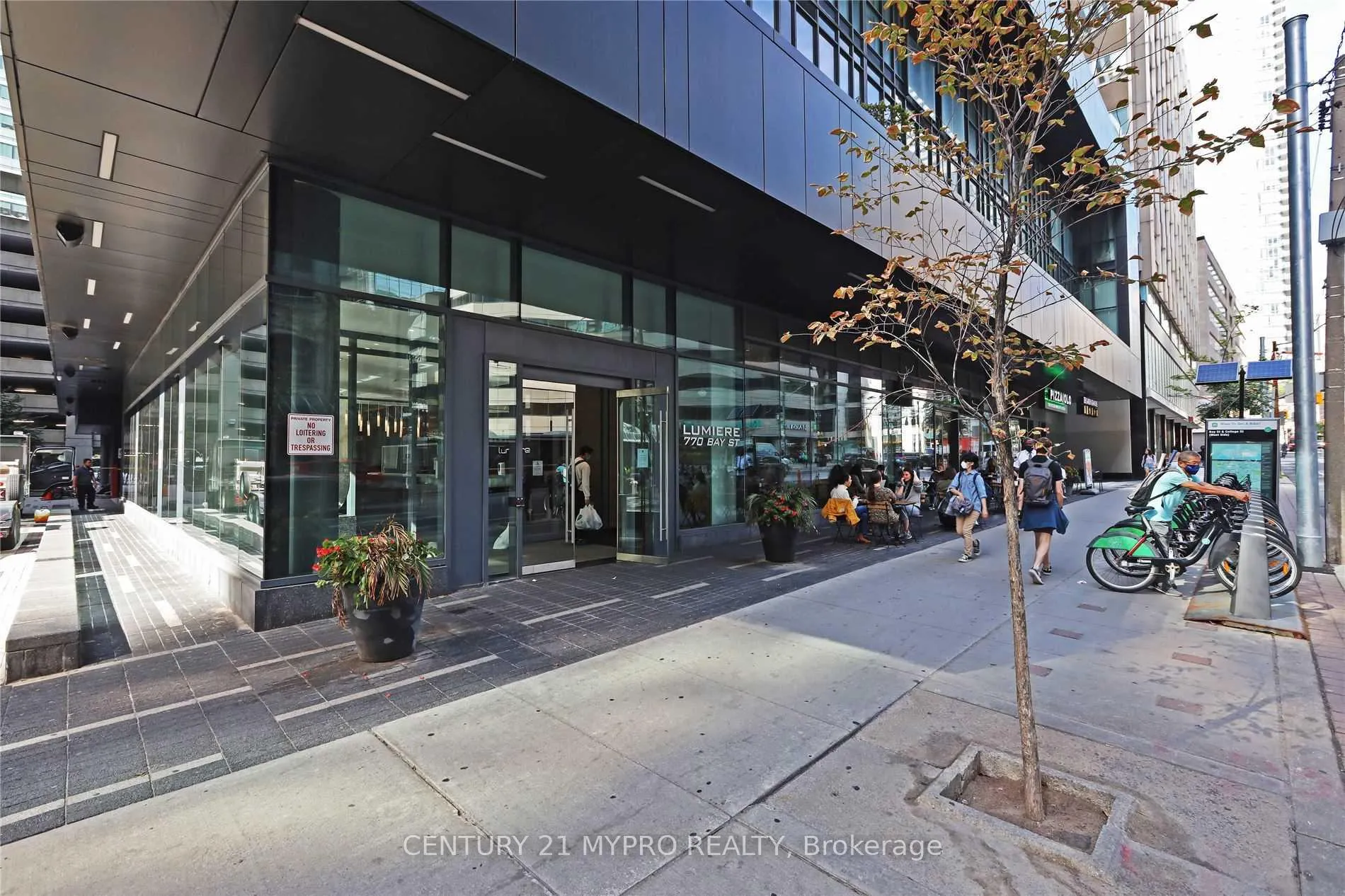 Photo 16 of Unit 2607, 770 Bay Street, Toronto, Bay Street Corridor — HOMEH