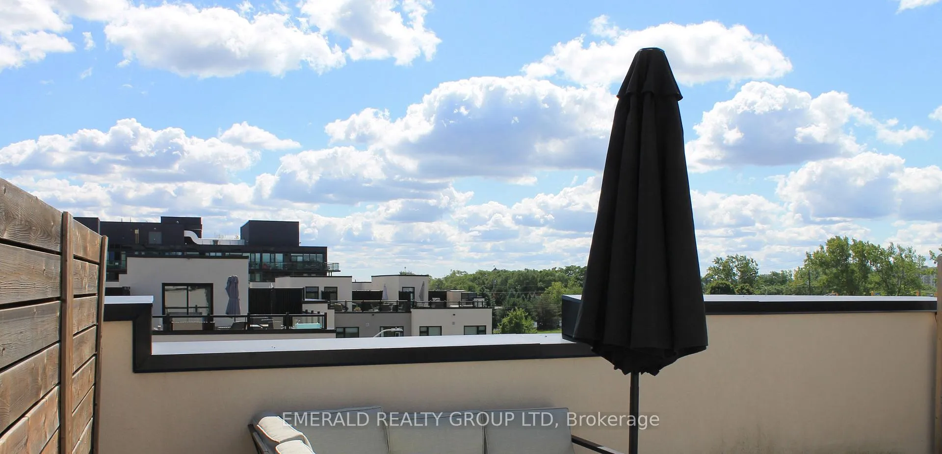 Photo 5 of Unit 507, 1127 Cooke Boulevard, Burlington, LaSalle — HOMEH