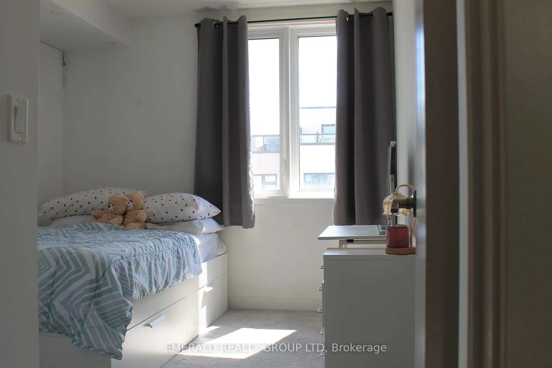 Photo 16 of Unit 507, 1127 Cooke Boulevard, Burlington, LaSalle — HOMEH