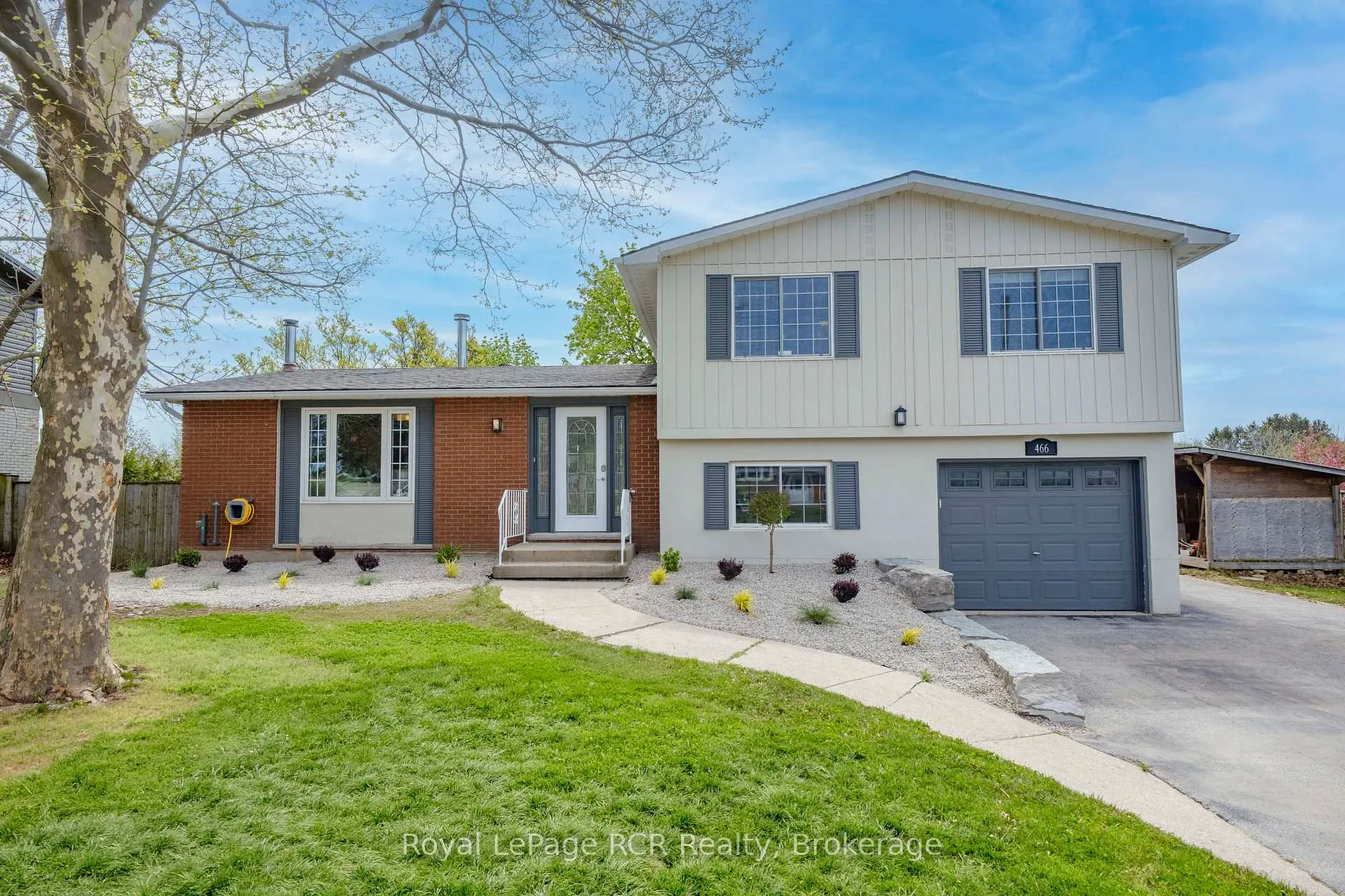 Photo 2 of 466 Highland Drive, Kincardine — HOMEH