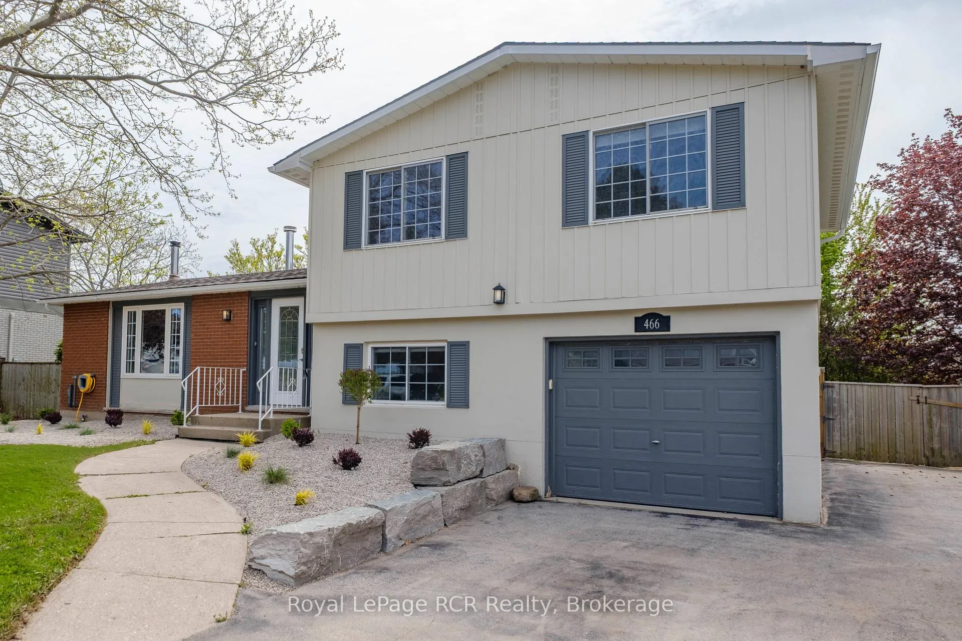 Photo 3 of 466 Highland Drive, Kincardine — HOMEH