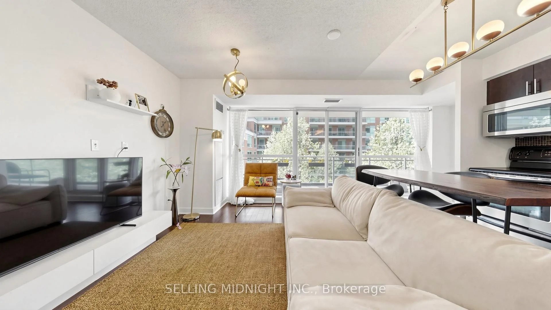 Photo 4 of Unit 307, 80 Western Battery Road, Toronto, Niagara — HOMEH
