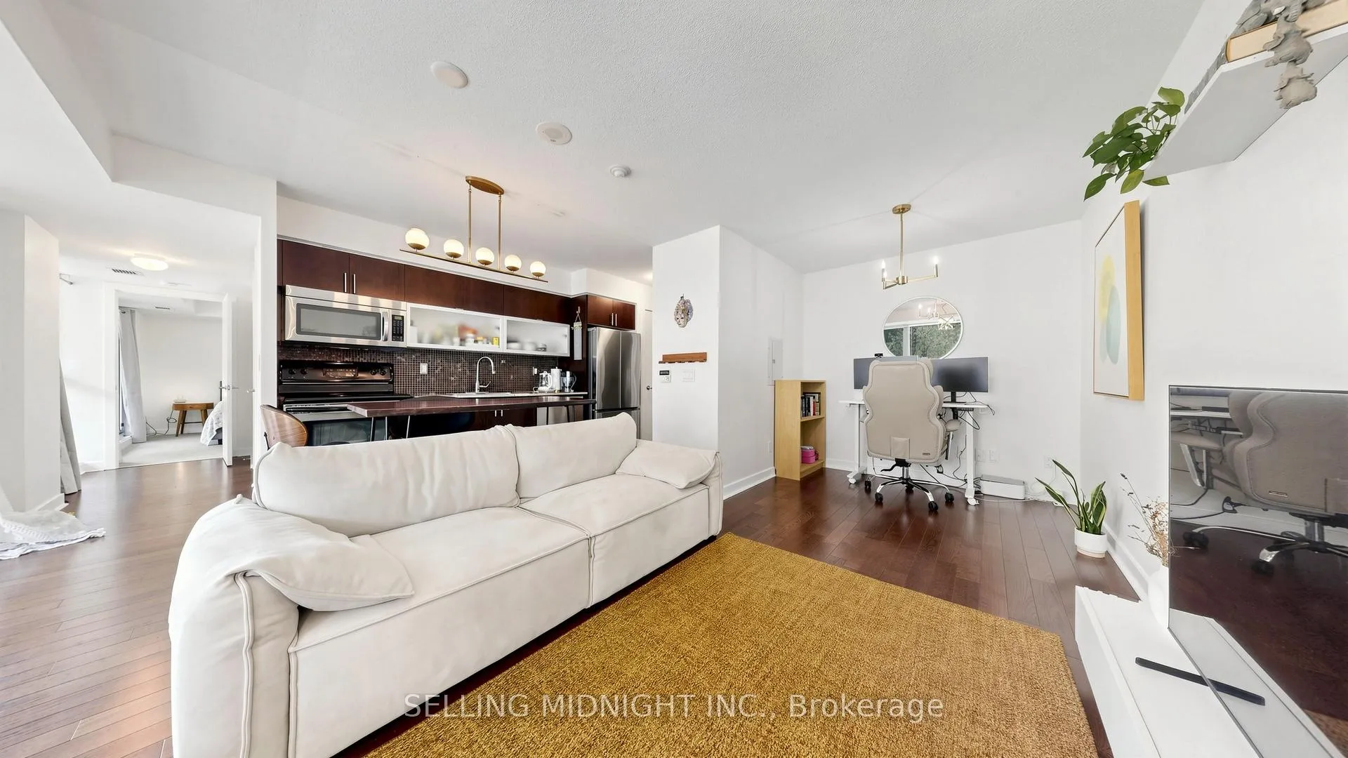 Photo 5 of Unit 307, 80 Western Battery Road, Toronto, Niagara — HOMEH
