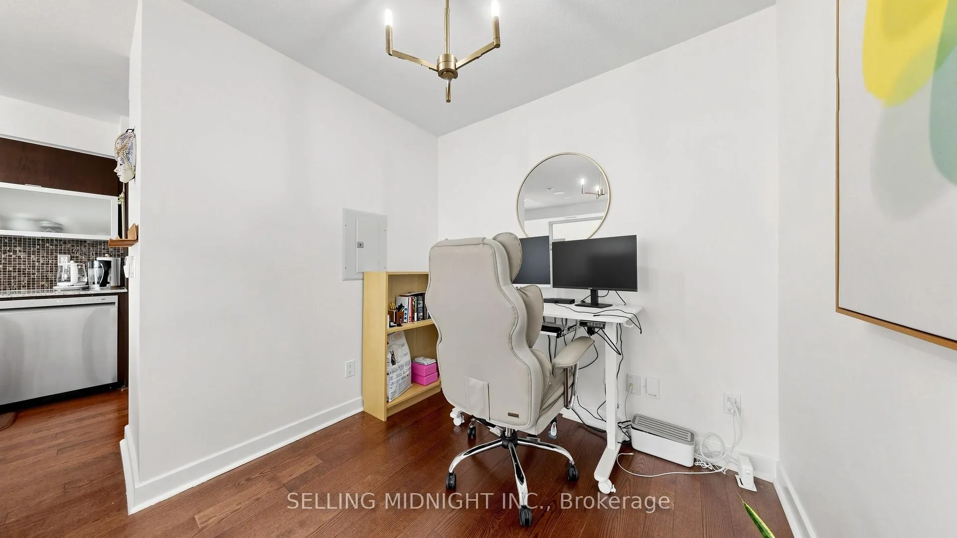 Photo 9 of Unit 307, 80 Western Battery Road, Toronto, Niagara — HOMEH