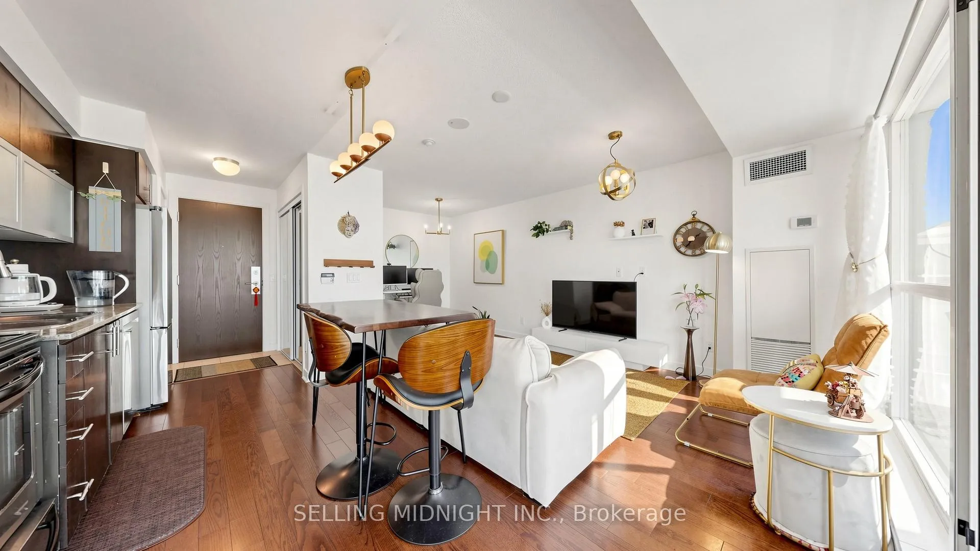 Photo 11 of Unit 307, 80 Western Battery Road, Toronto, Niagara — HOMEH