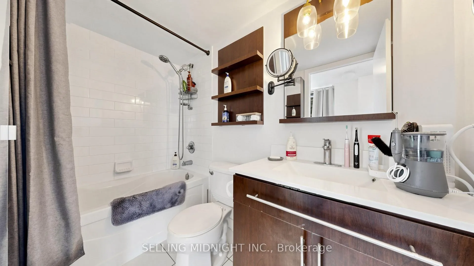Photo 19 of Unit 307, 80 Western Battery Road, Toronto, Niagara — HOMEH