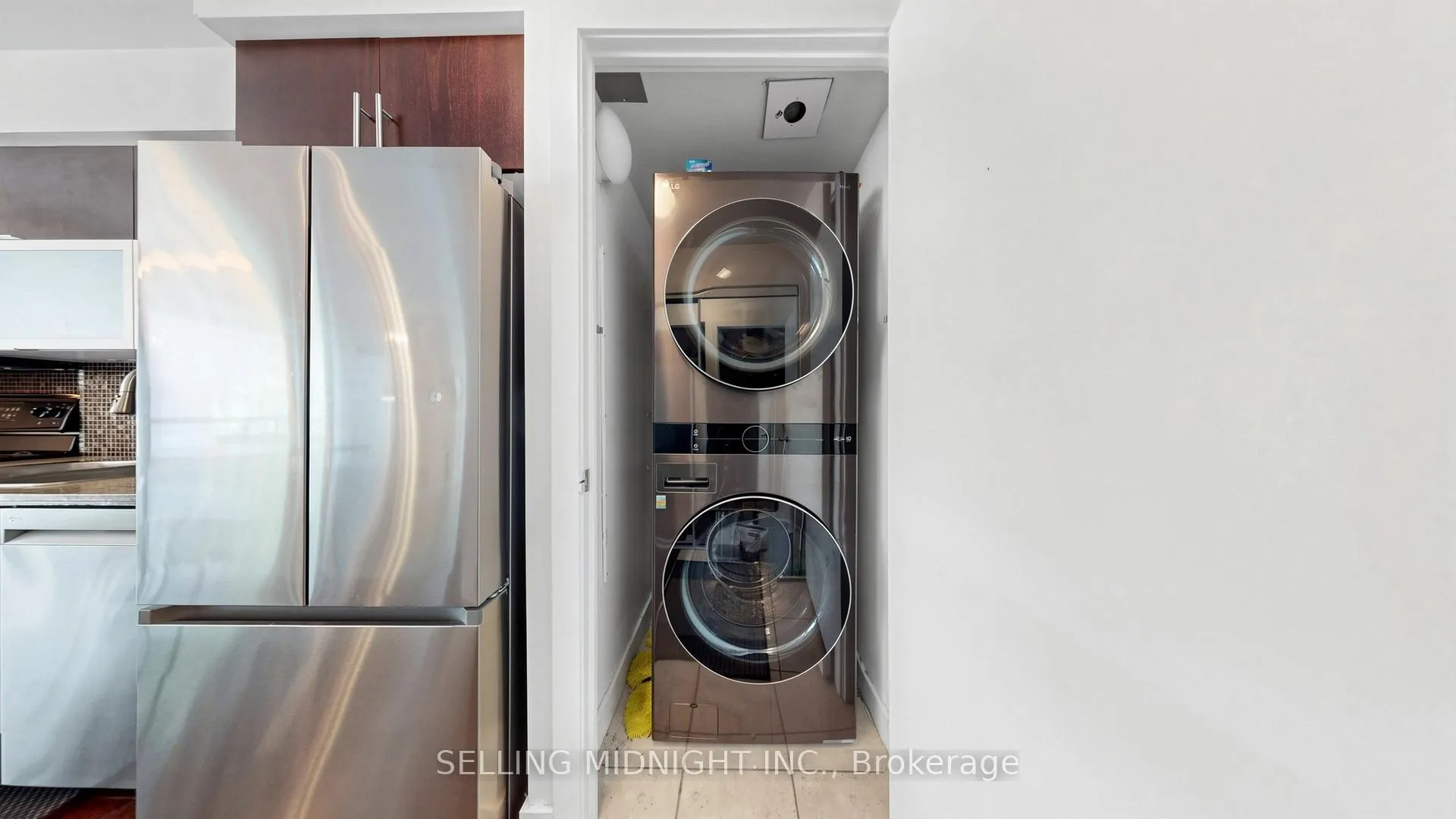 Photo 24 of Unit 307, 80 Western Battery Road, Toronto, Niagara — HOMEH