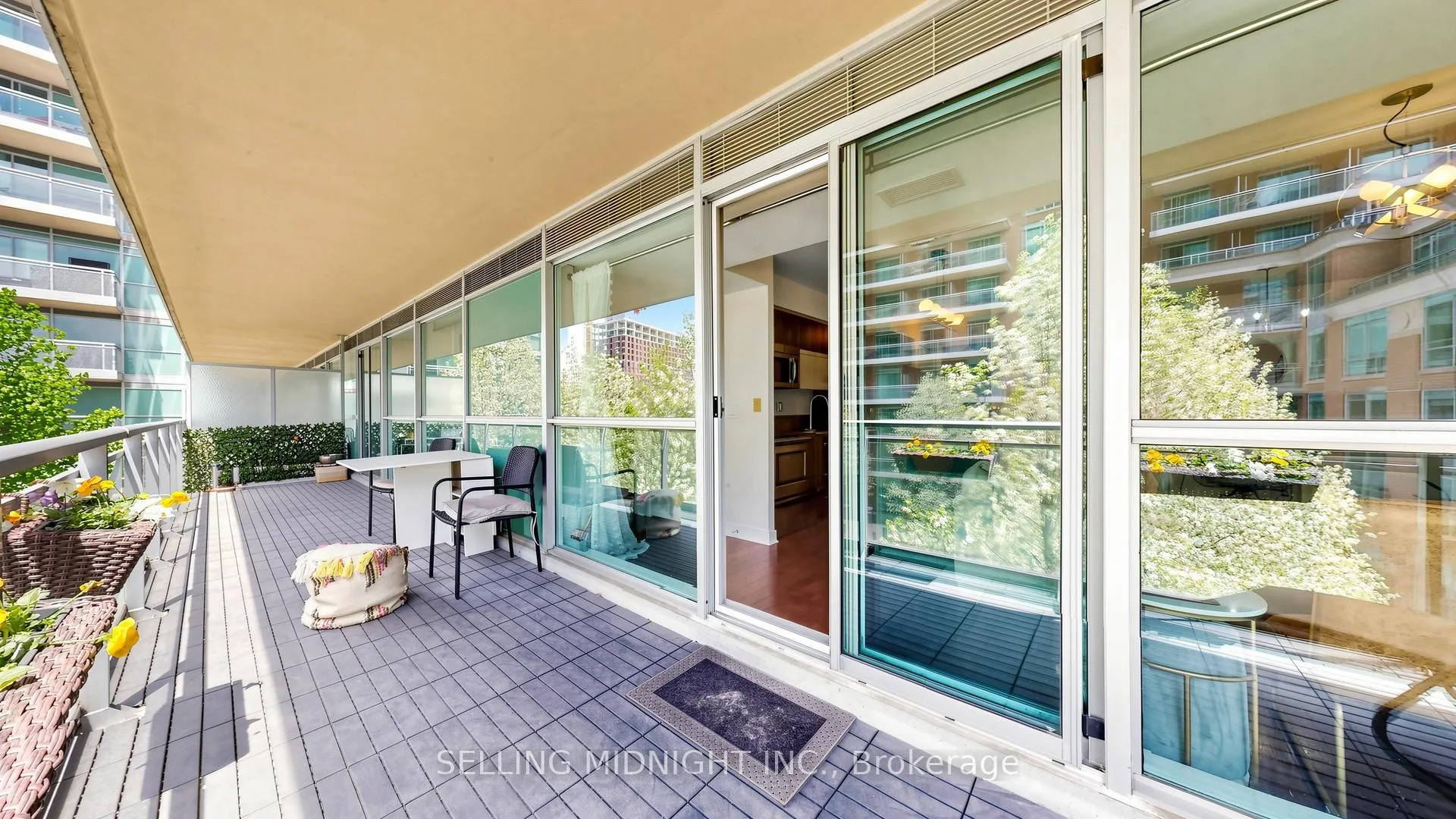 Photo 27 of Unit 307, 80 Western Battery Road, Toronto, Niagara — HOMEH