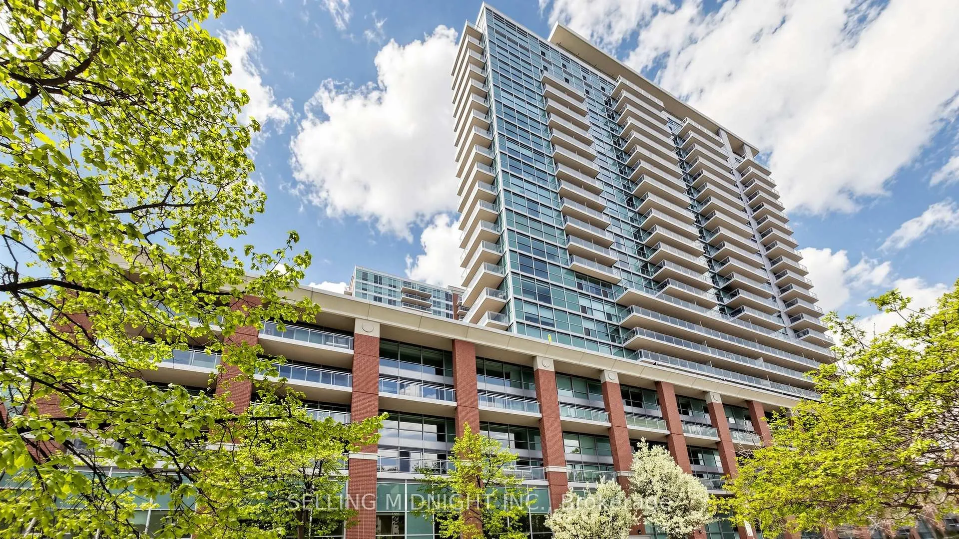 Photo 46 of Unit 307, 80 Western Battery Road, Toronto, Niagara — HOMEH