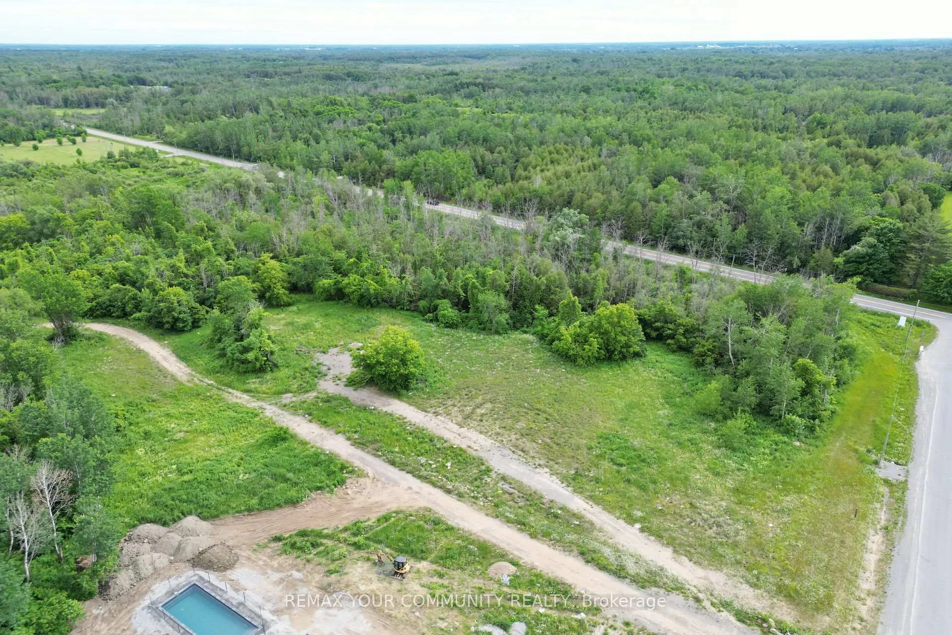 Photo 6 of Unit 17, 6212 Nick Adams Road, Ottawa, Osgoode Twp North of Reg Rd 6 — HOMEH