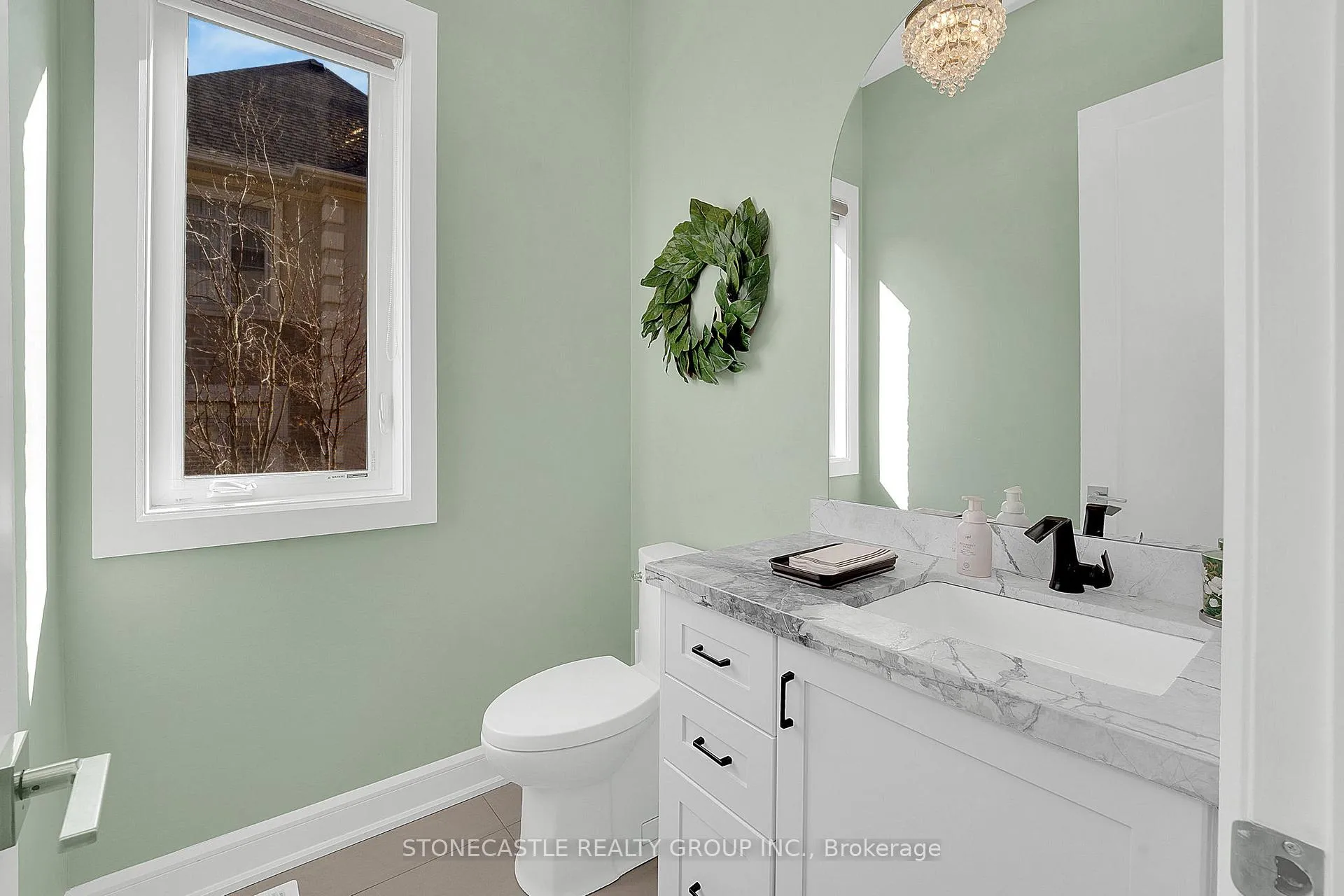 Photo 13 of 120 Abner Miles Drive, Vaughan, Patterson — HOMEH