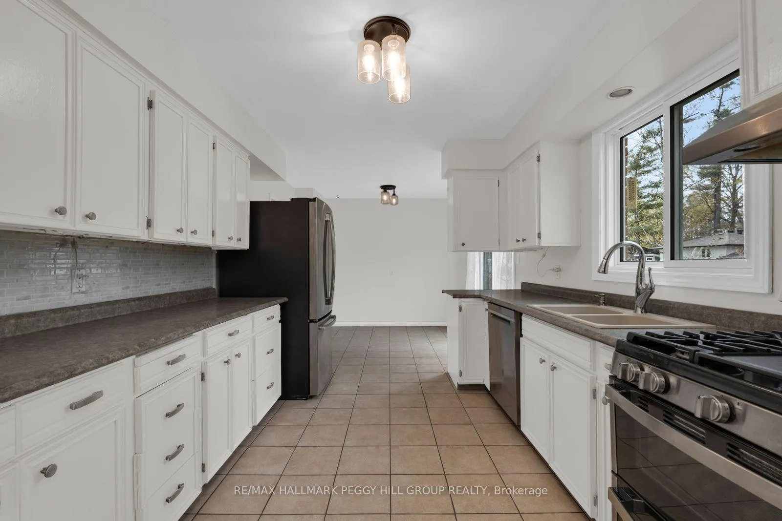 Photo 5 of 1878 Ridley Boulevard, Severn, Bass Lake — HOMEH
