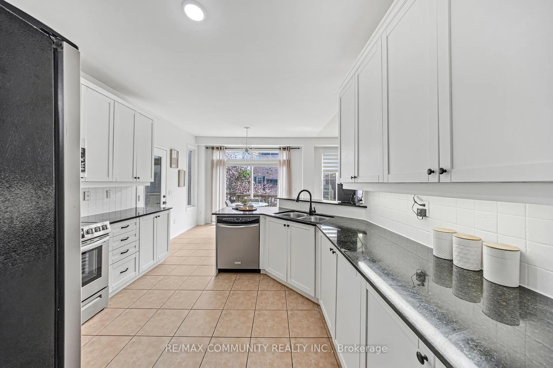 Photo 5 of 81 Bambridge Street, Ajax, Central East — HOMEH