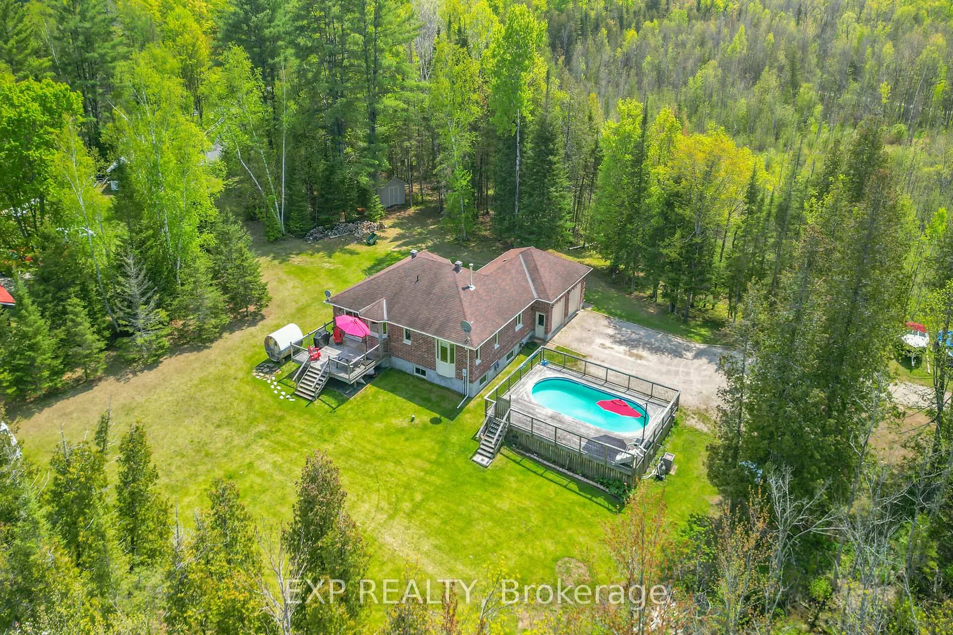 Photo 1 of 2186 Clyde Lake Road, Lanark Highlands, Lanark Highlands (Lavant) Twp — HOMEH