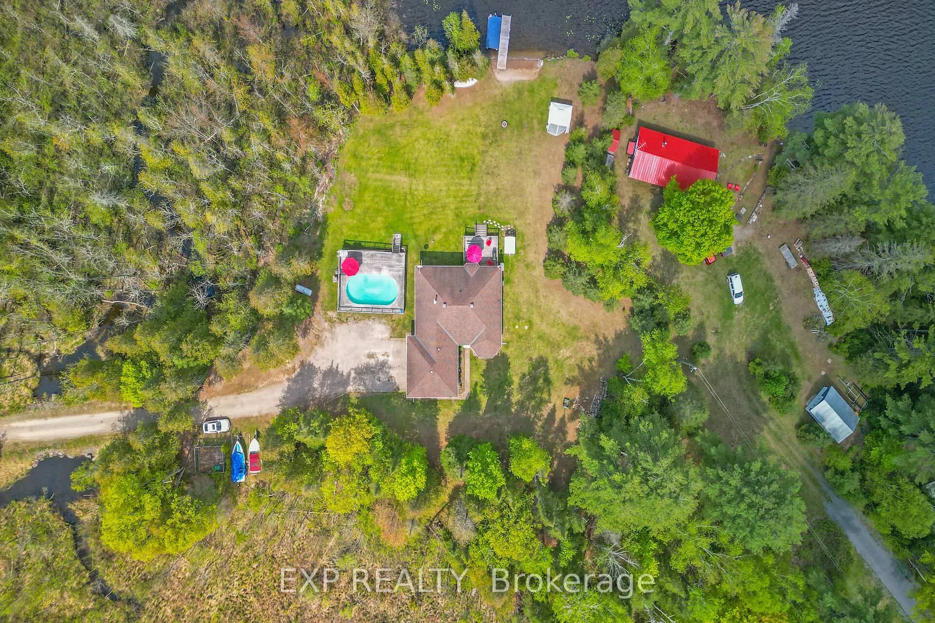 Photo 2 of 2186 Clyde Lake Road, Lanark Highlands, Lanark Highlands (Lavant) Twp — HOMEH