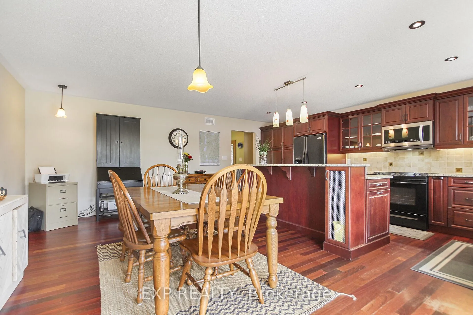 Photo 6 of 2186 Clyde Lake Road, Lanark Highlands, Lanark Highlands (Lavant) Twp — HOMEH