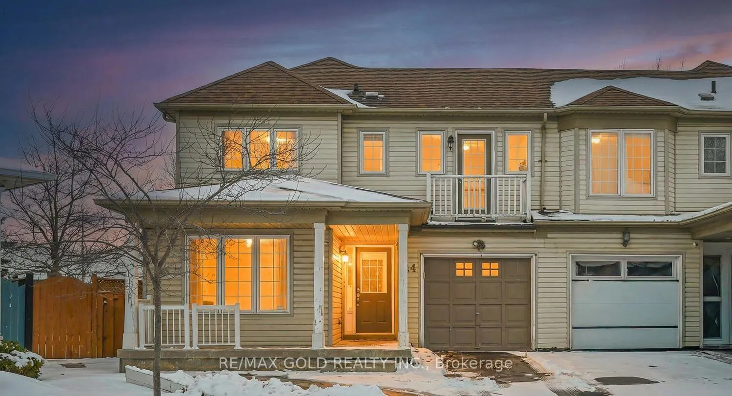 Photo 1 of 24 Seaside Circle, Brampton, Sandringham-Wellington — HOMEH