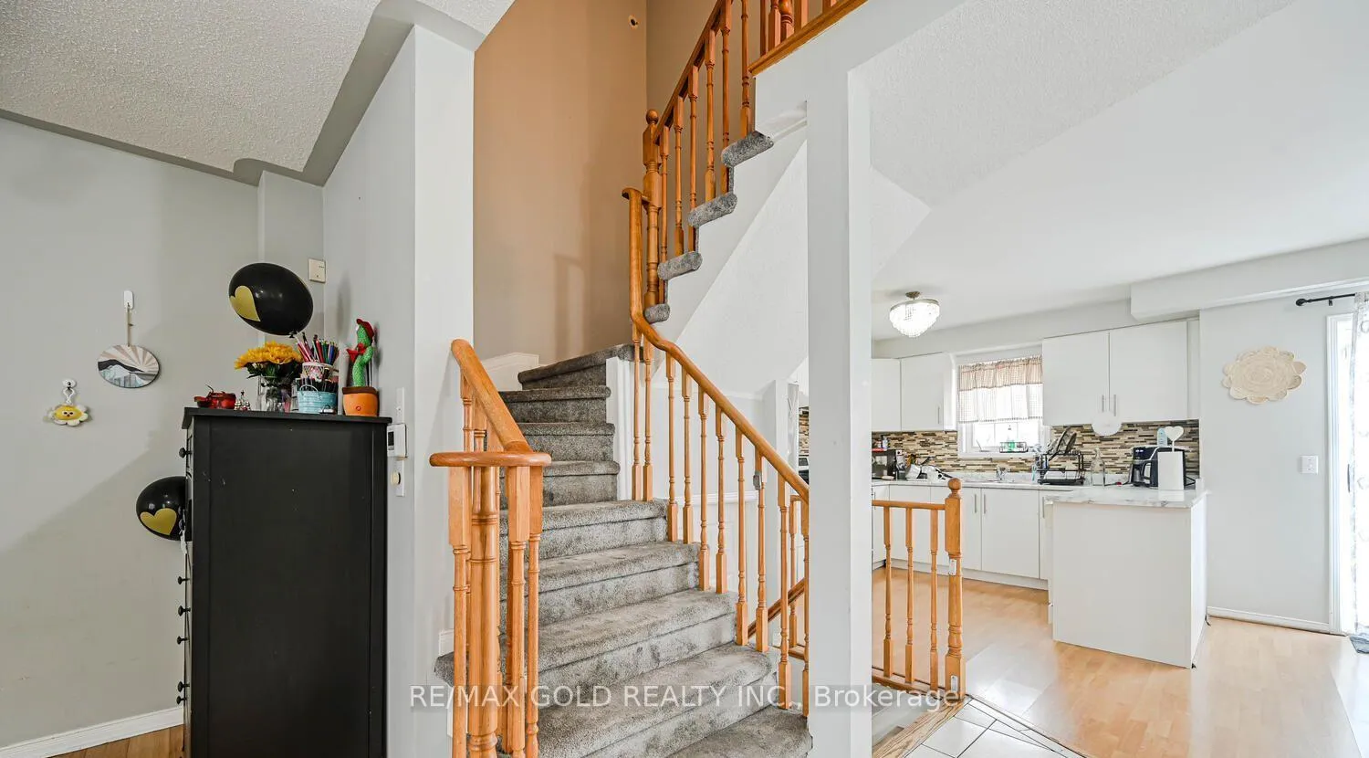 Photo 9 of 24 Seaside Circle, Brampton, Sandringham-Wellington — HOMEH