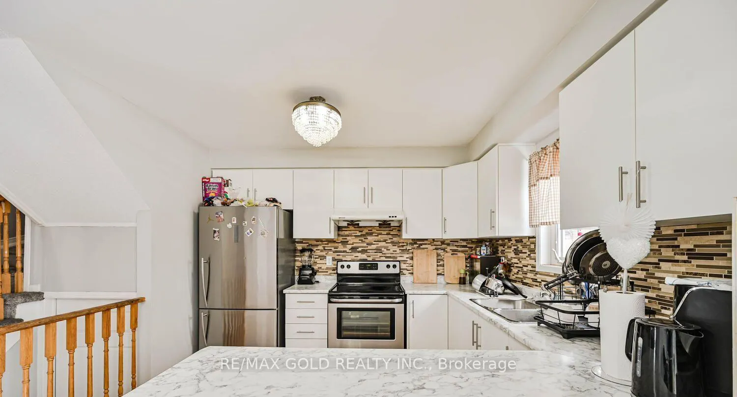Photo 14 of 24 Seaside Circle, Brampton, Sandringham-Wellington — HOMEH