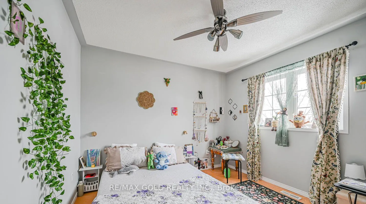 Photo 25 of 24 Seaside Circle, Brampton, Sandringham-Wellington — HOMEH