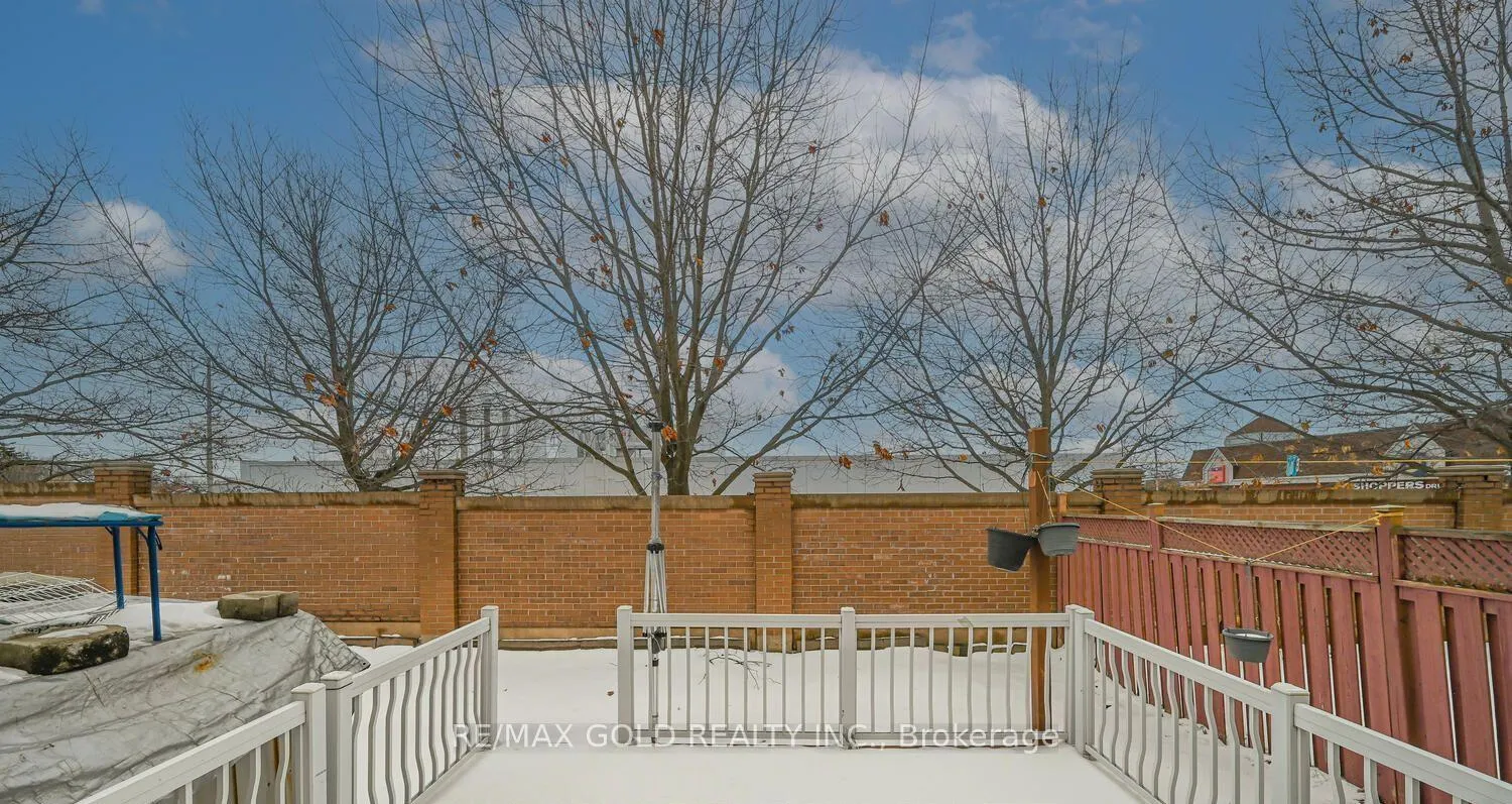 Photo 39 of 24 Seaside Circle, Brampton, Sandringham-Wellington — HOMEH