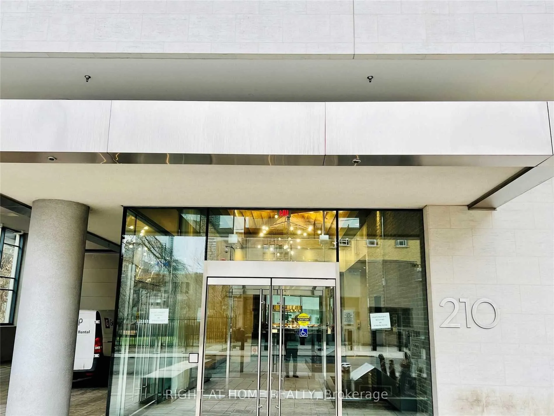 Photo 19 of Unit 2203, 210 Simcoe Street, Toronto, Kensington-Chinatown — HOMEH