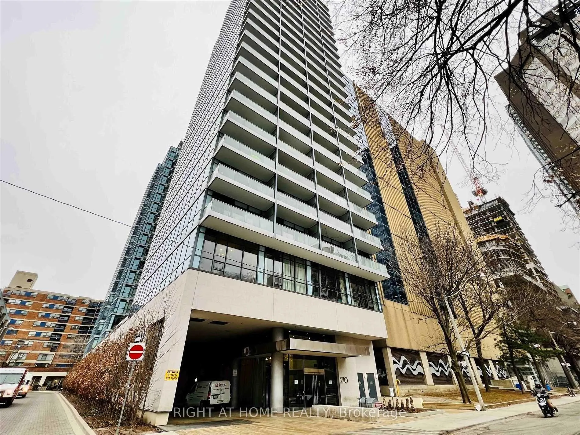 Photo 20 of Unit 2203, 210 Simcoe Street, Toronto, Kensington-Chinatown — HOMEH