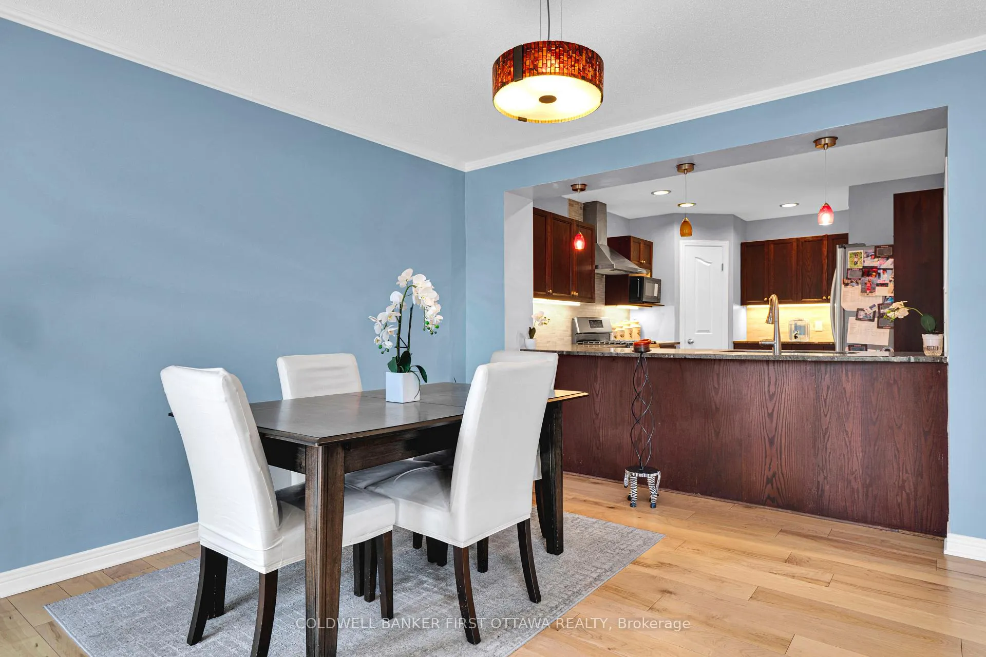 Photo 12 of 937 Markwick Crescent, Ottawa, Notting Hill/Summerside — HOMEH