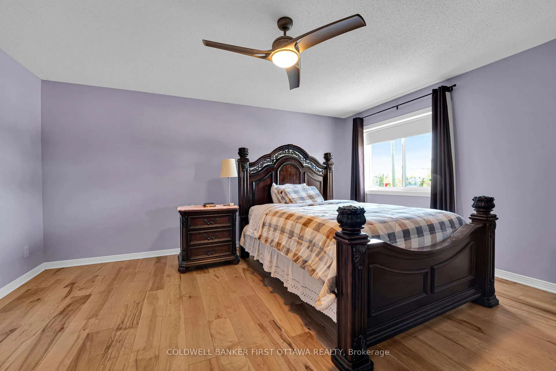 Photo 19 of 937 Markwick Crescent, Ottawa, Notting Hill/Summerside — HOMEH
