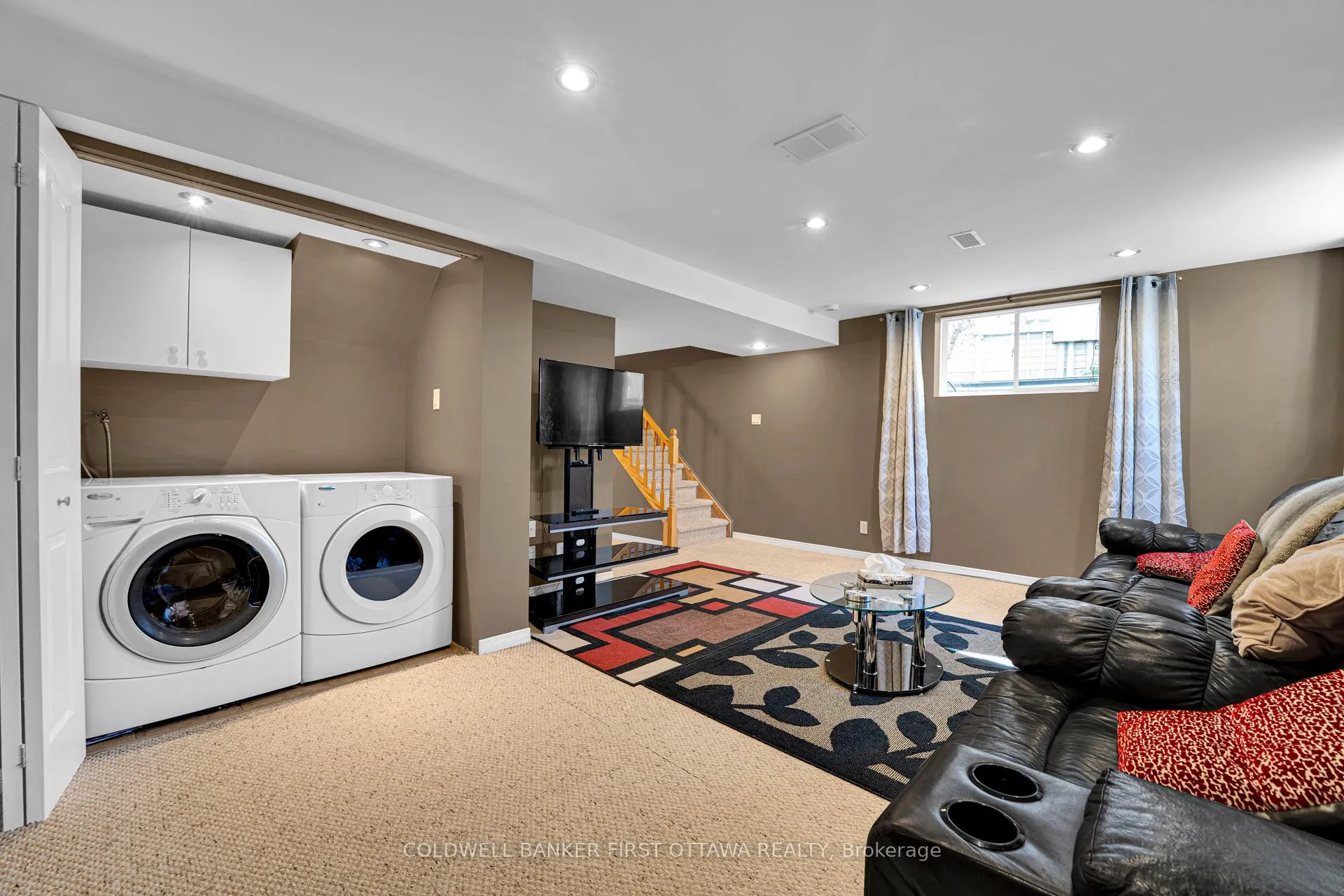 Photo 31 of 937 Markwick Crescent, Ottawa, Notting Hill/Summerside — HOMEH