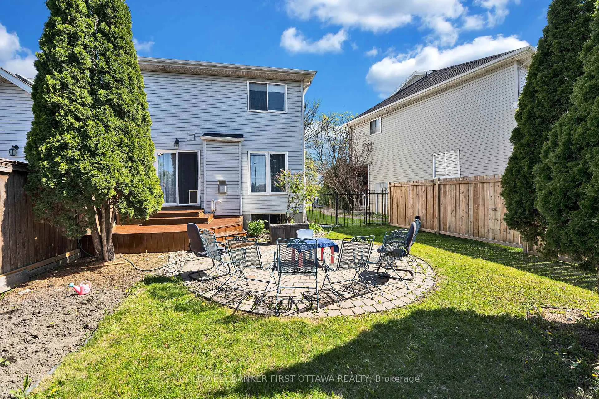 Photo 35 of 937 Markwick Crescent, Ottawa, Notting Hill/Summerside — HOMEH