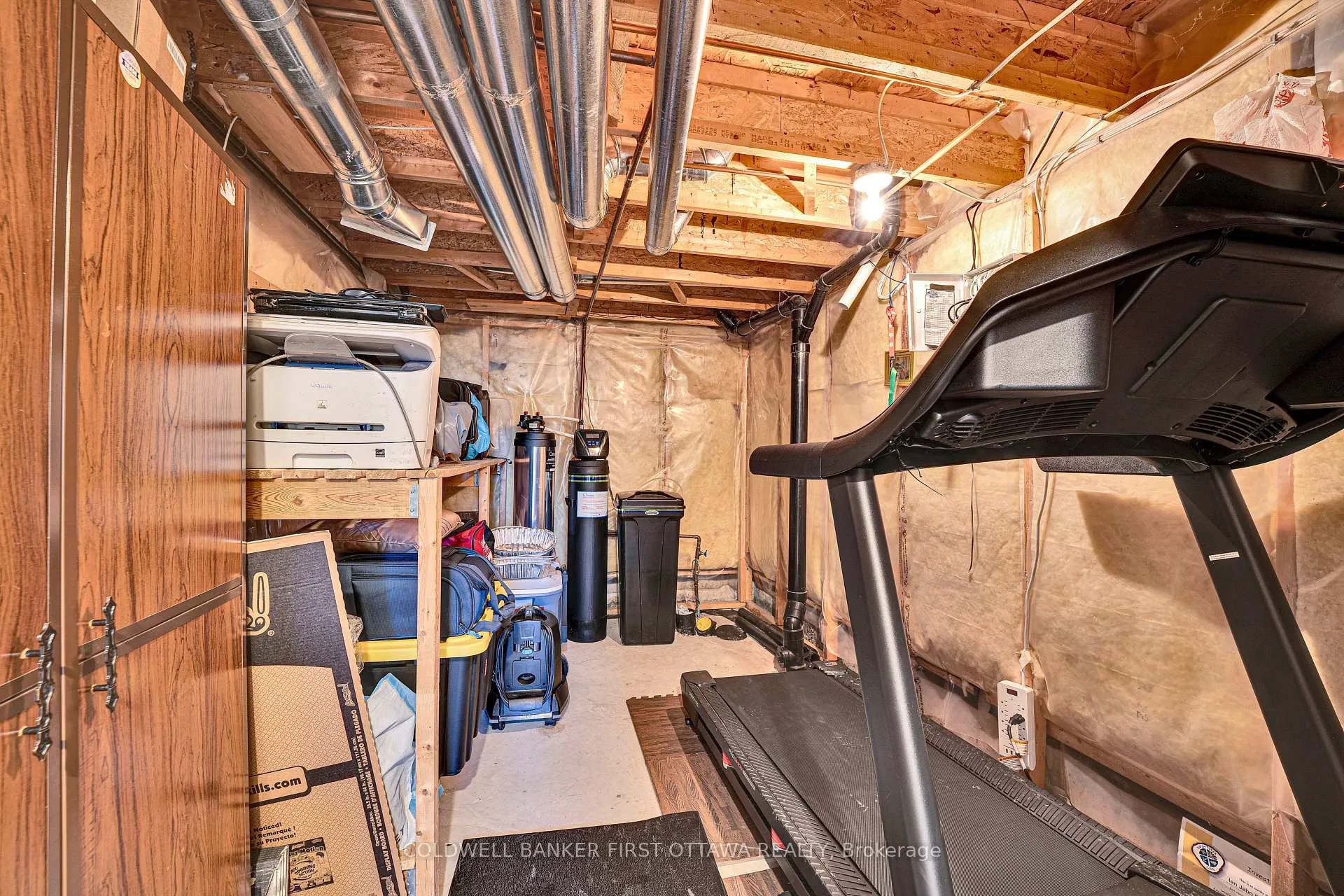 Photo 39 of 937 Markwick Crescent, Ottawa, Notting Hill/Summerside — HOMEH