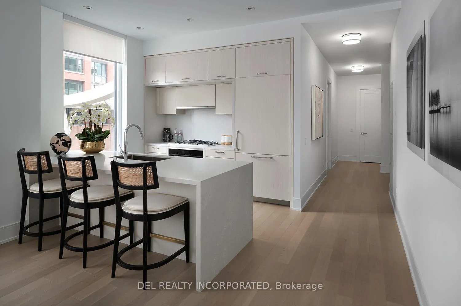 Photo 5 of Unit 303, 455 Wellington Street W, Toronto, Waterfront Communities — HOMEH