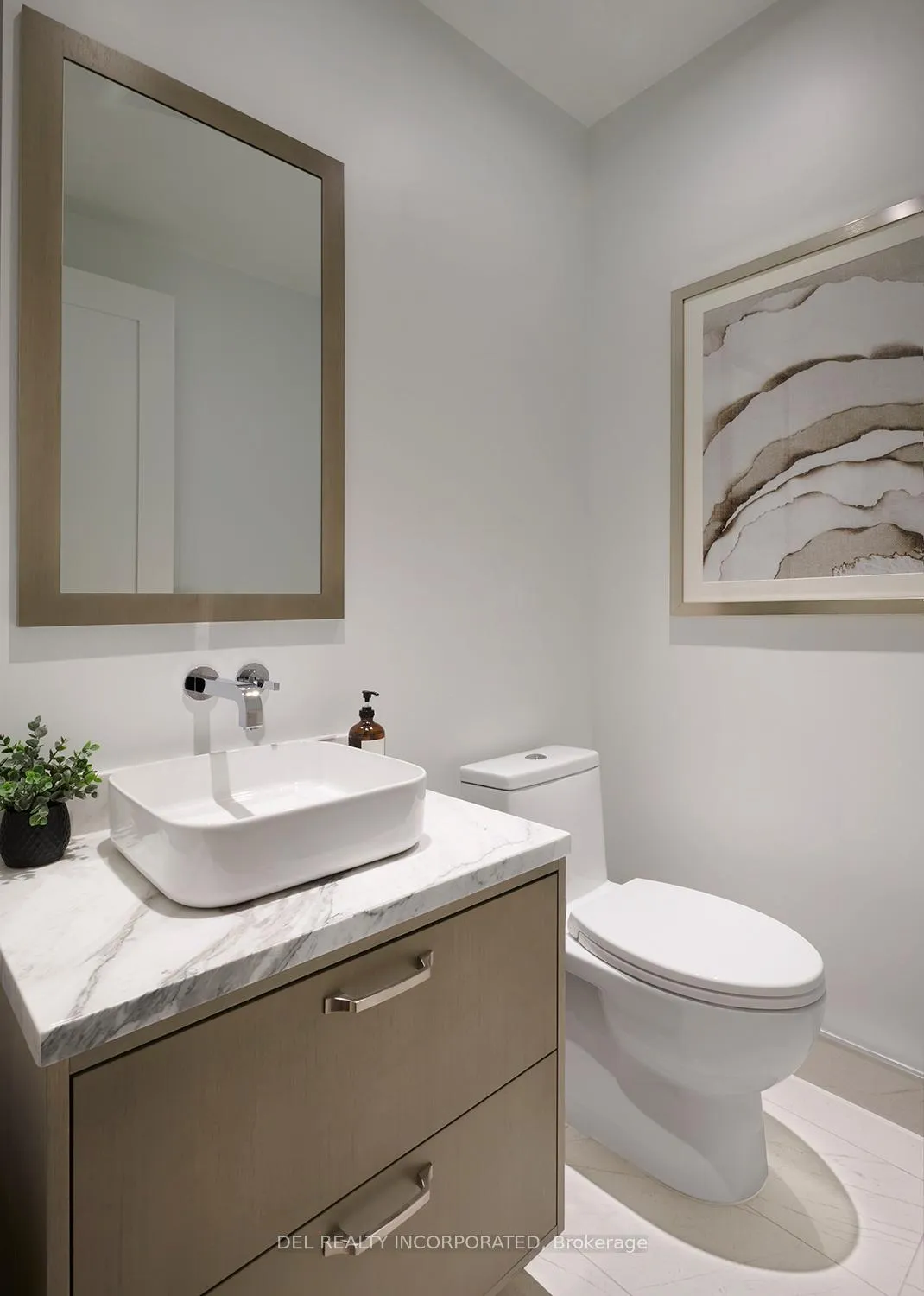 Photo 8 of Unit 303, 455 Wellington Street W, Toronto, Waterfront Communities — HOMEH