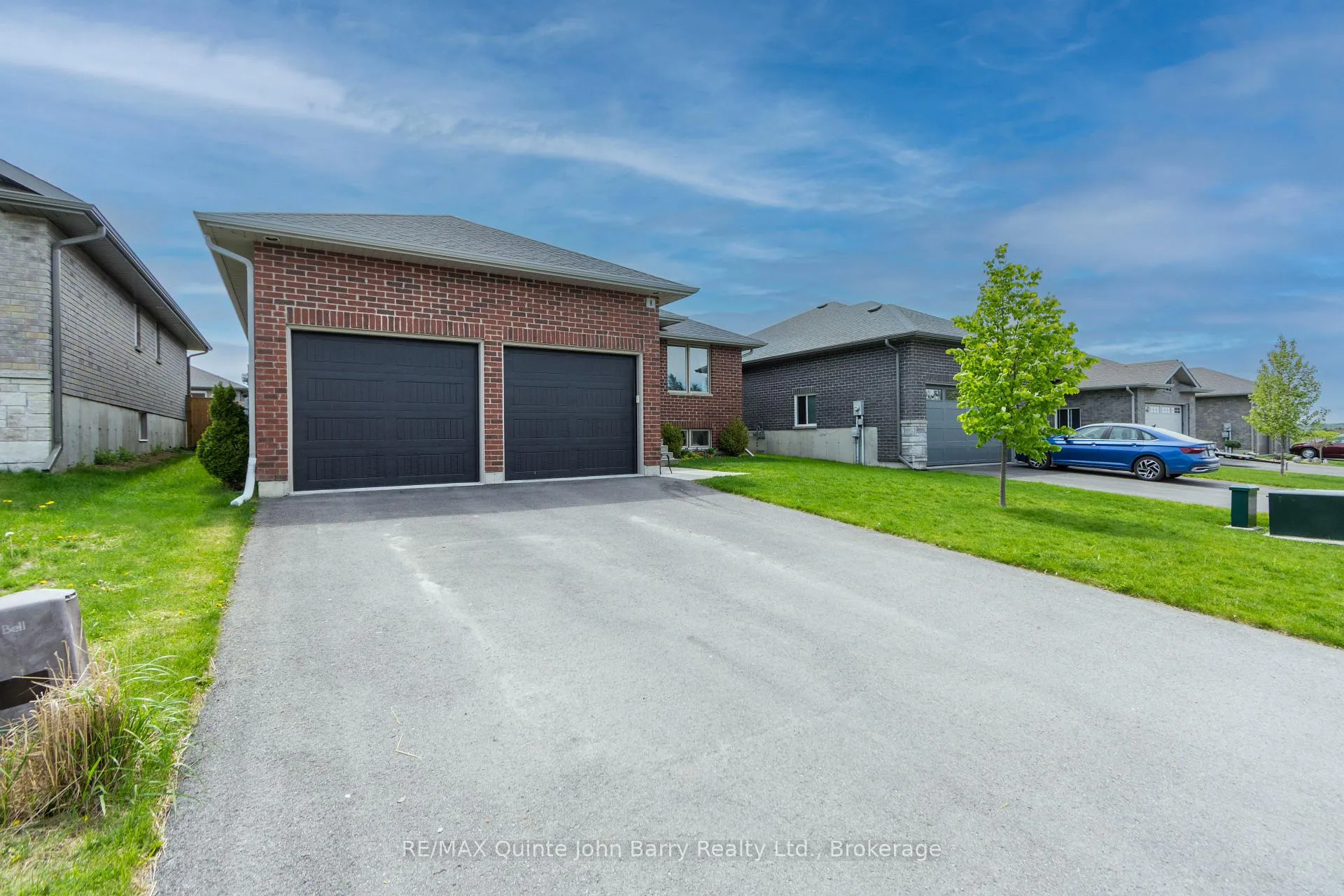 Photo 3 of 8 Liberty Crescent, Quinte West, Murray Ward — HOMEH