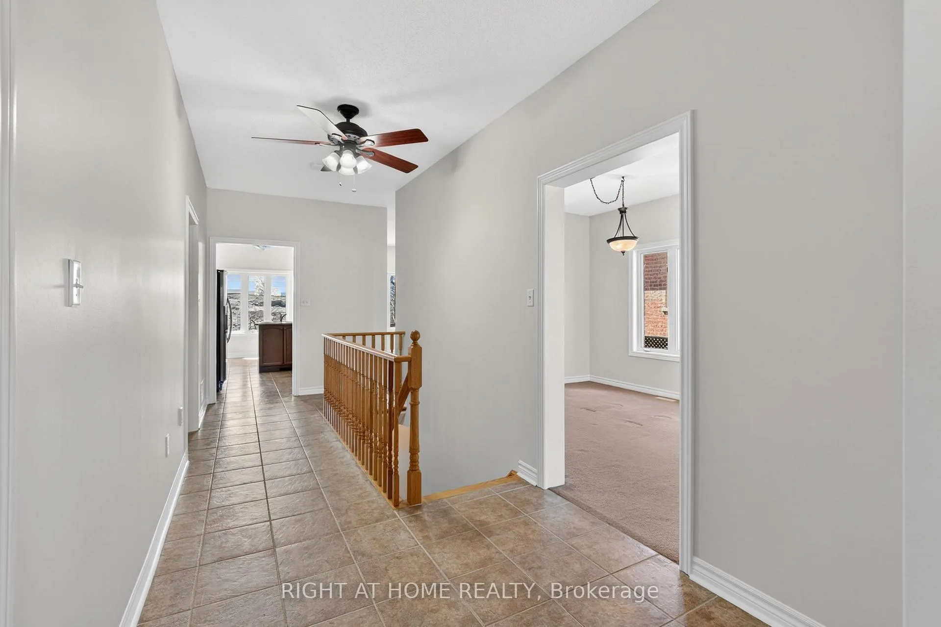 Photo 8 of 87 Jessica Drive, Barrie, Painswick South — HOMEH