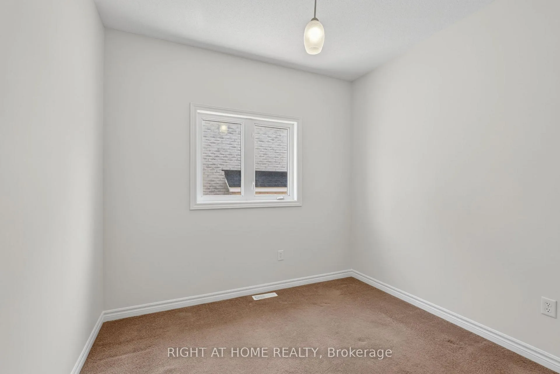 Photo 27 of 87 Jessica Drive, Barrie, Painswick South — HOMEH